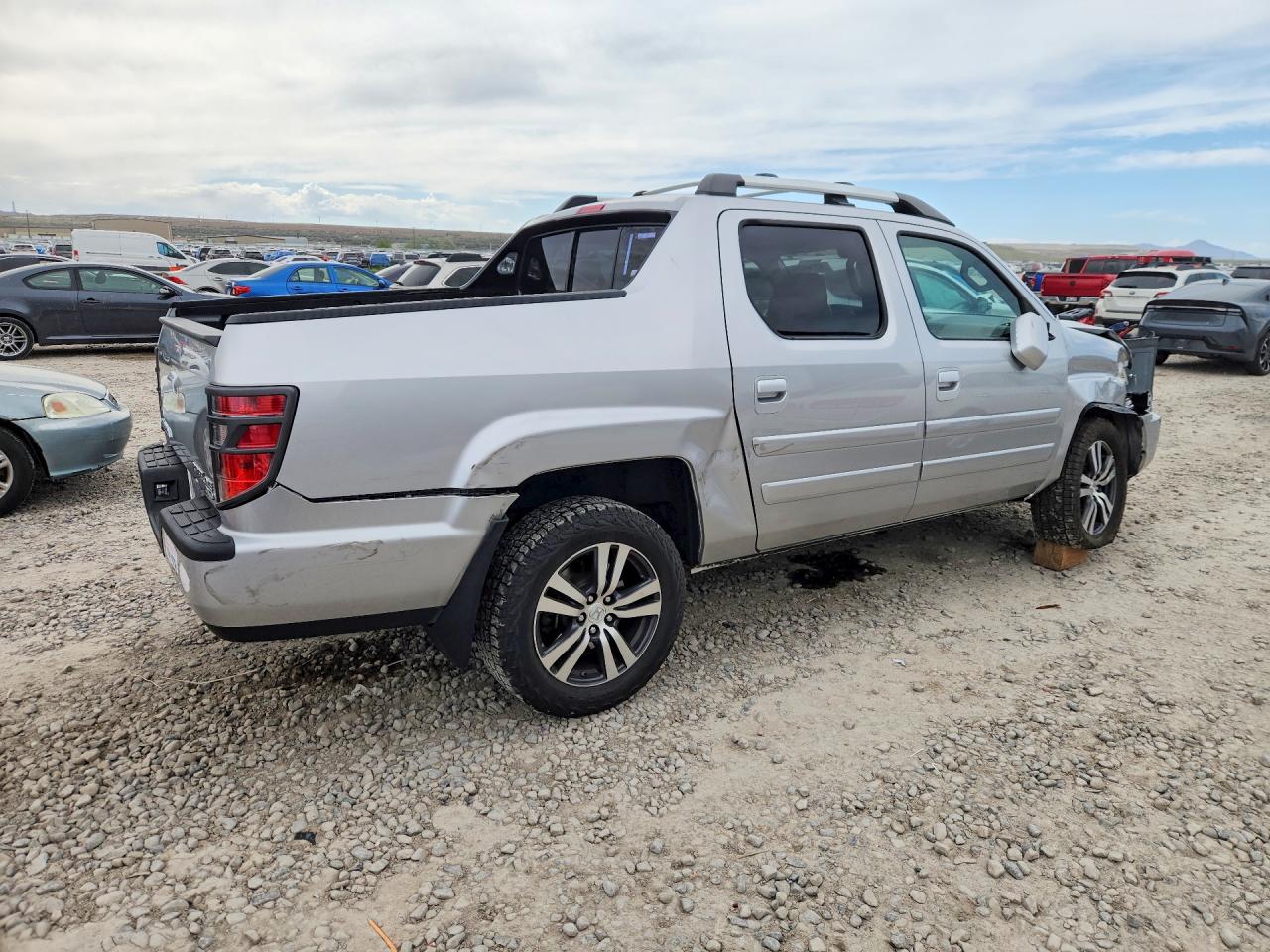 2014 HONDA RIDGELINE RTL photo 7