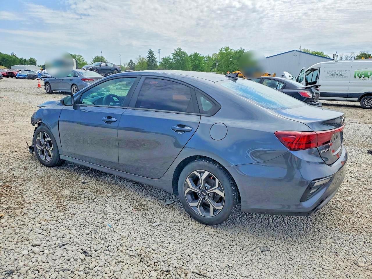 2020 KIA FORTE LXS photo 3