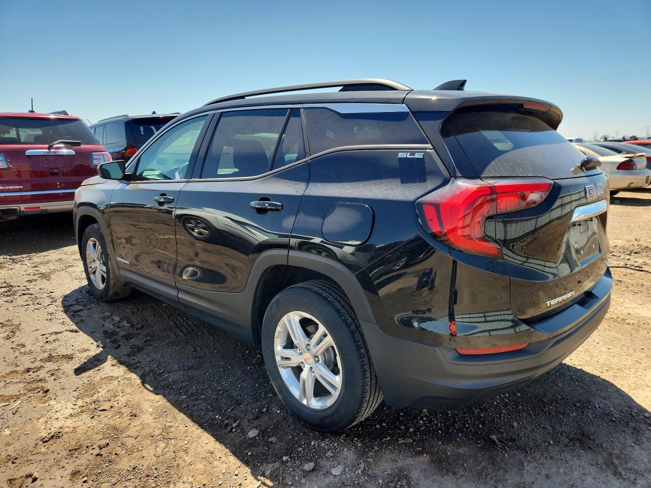 2020 GMC TERRAIN SLE photo 3