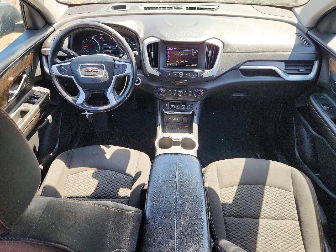 2020 GMC TERRAIN SLE photo 15