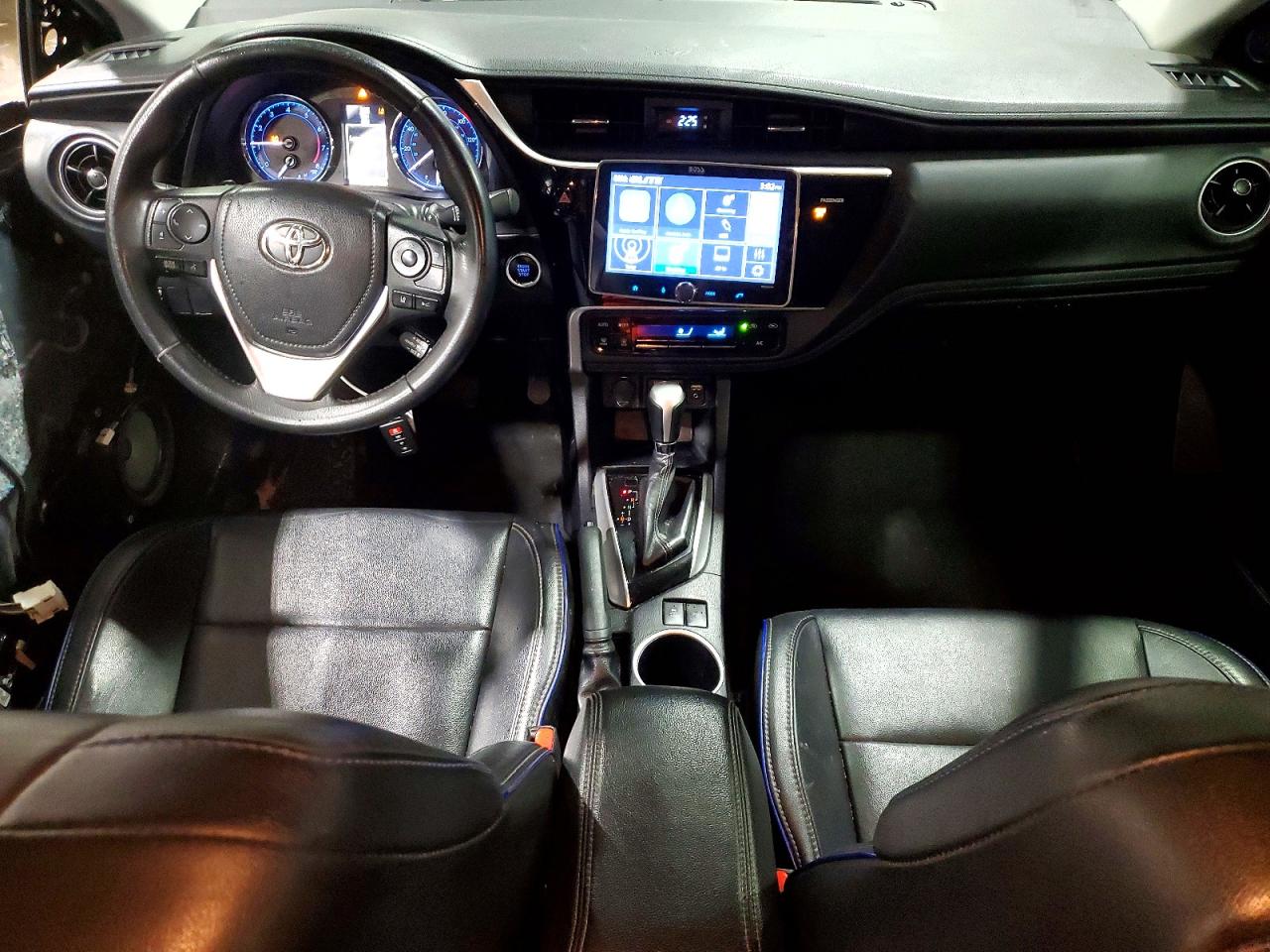 2017 TOYOTA COROLLA XSE photo 22