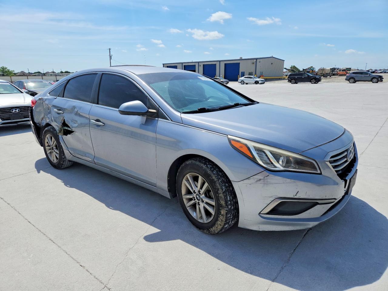 2016 HYUNDAI SONATA SE photo 4