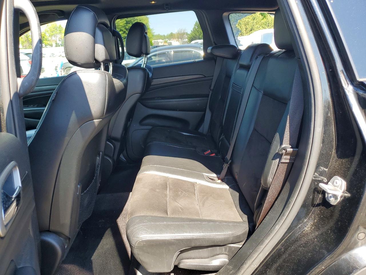 2019 JEEP GRAND CHEROKEE LAREDO photo 31