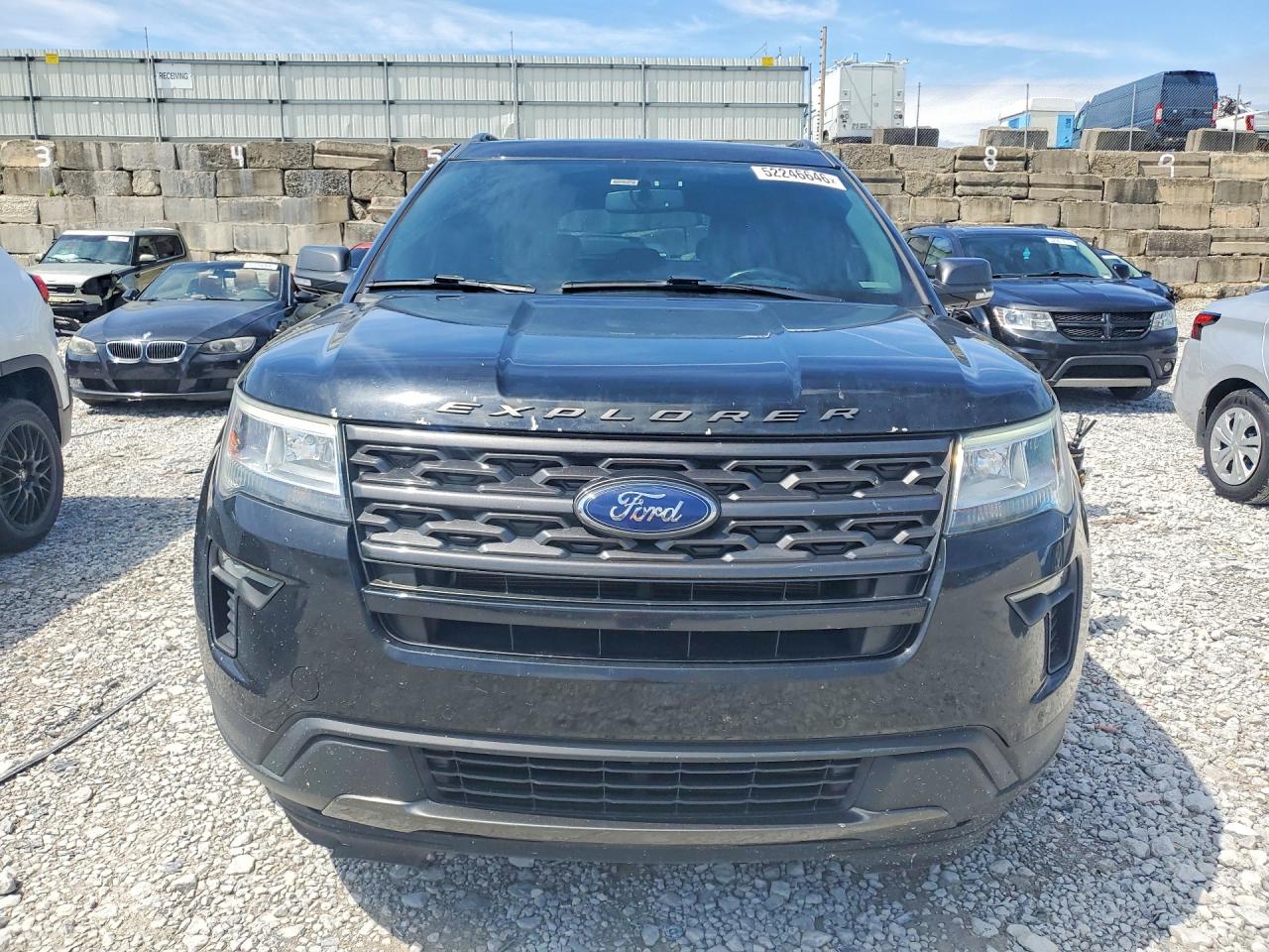 2018 FORD EXPLORER XLT photo 13
