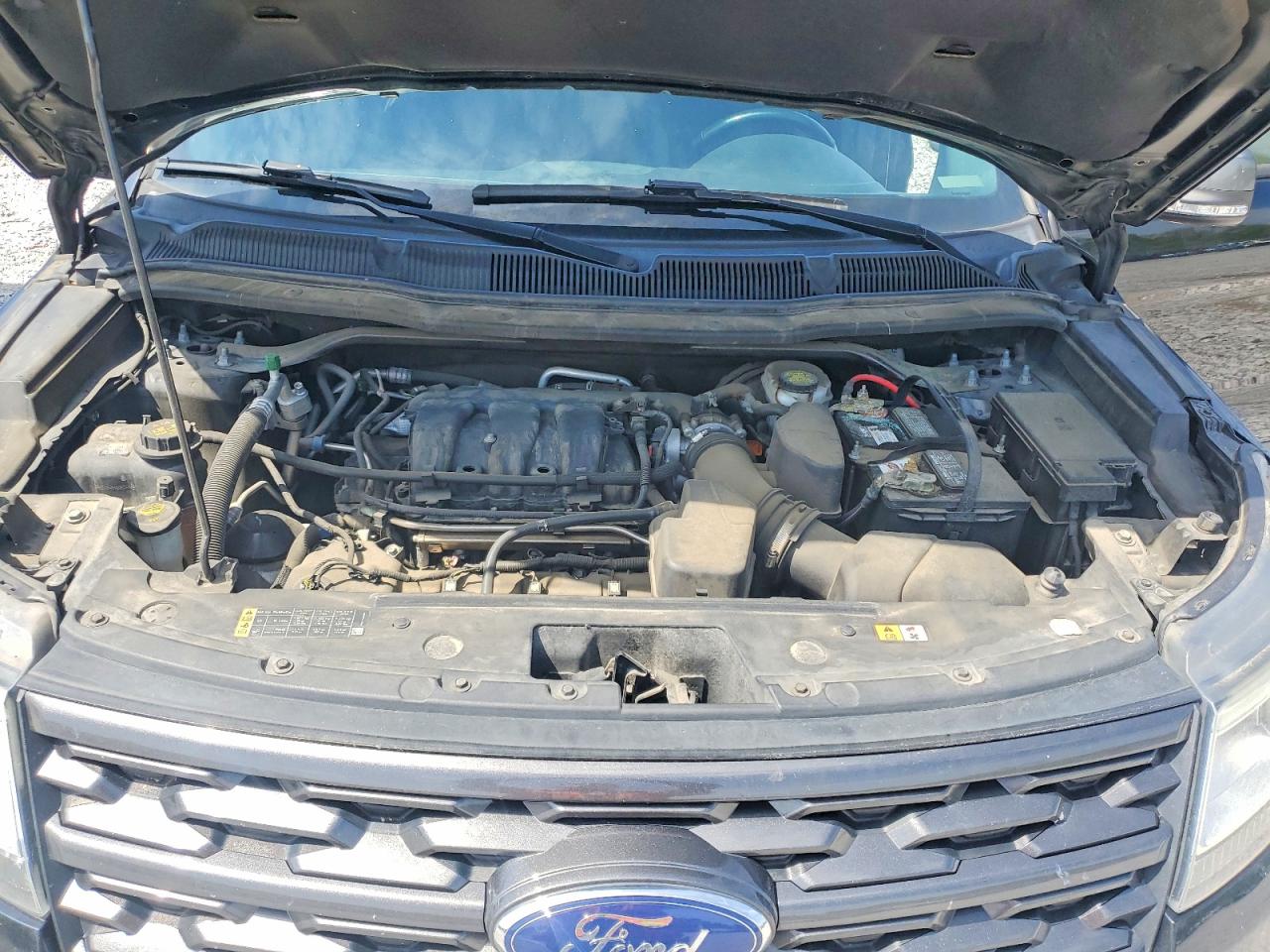 2018 FORD EXPLORER XLT photo 34