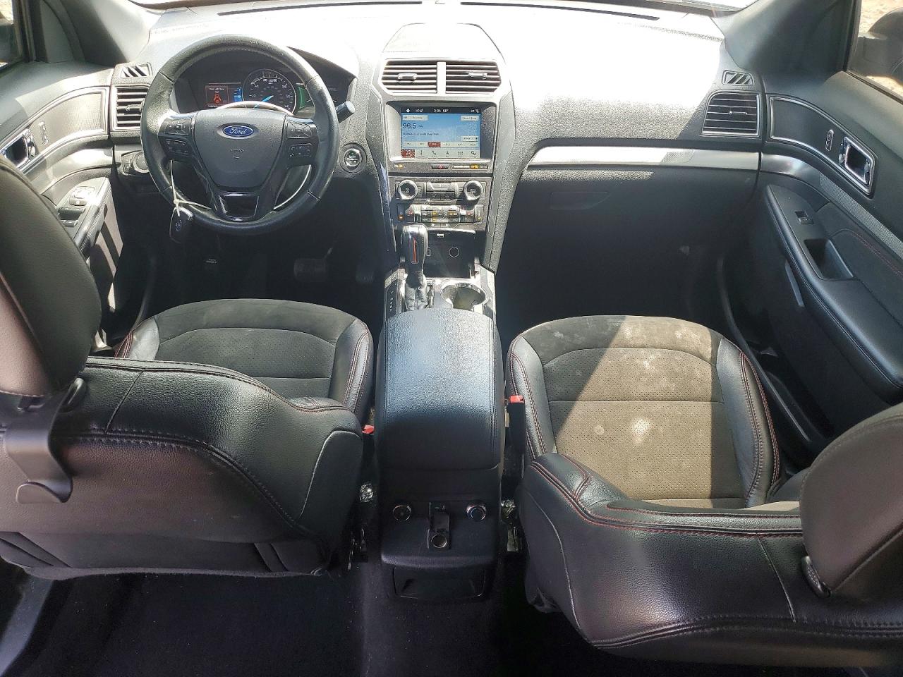2018 FORD EXPLORER XLT photo 22