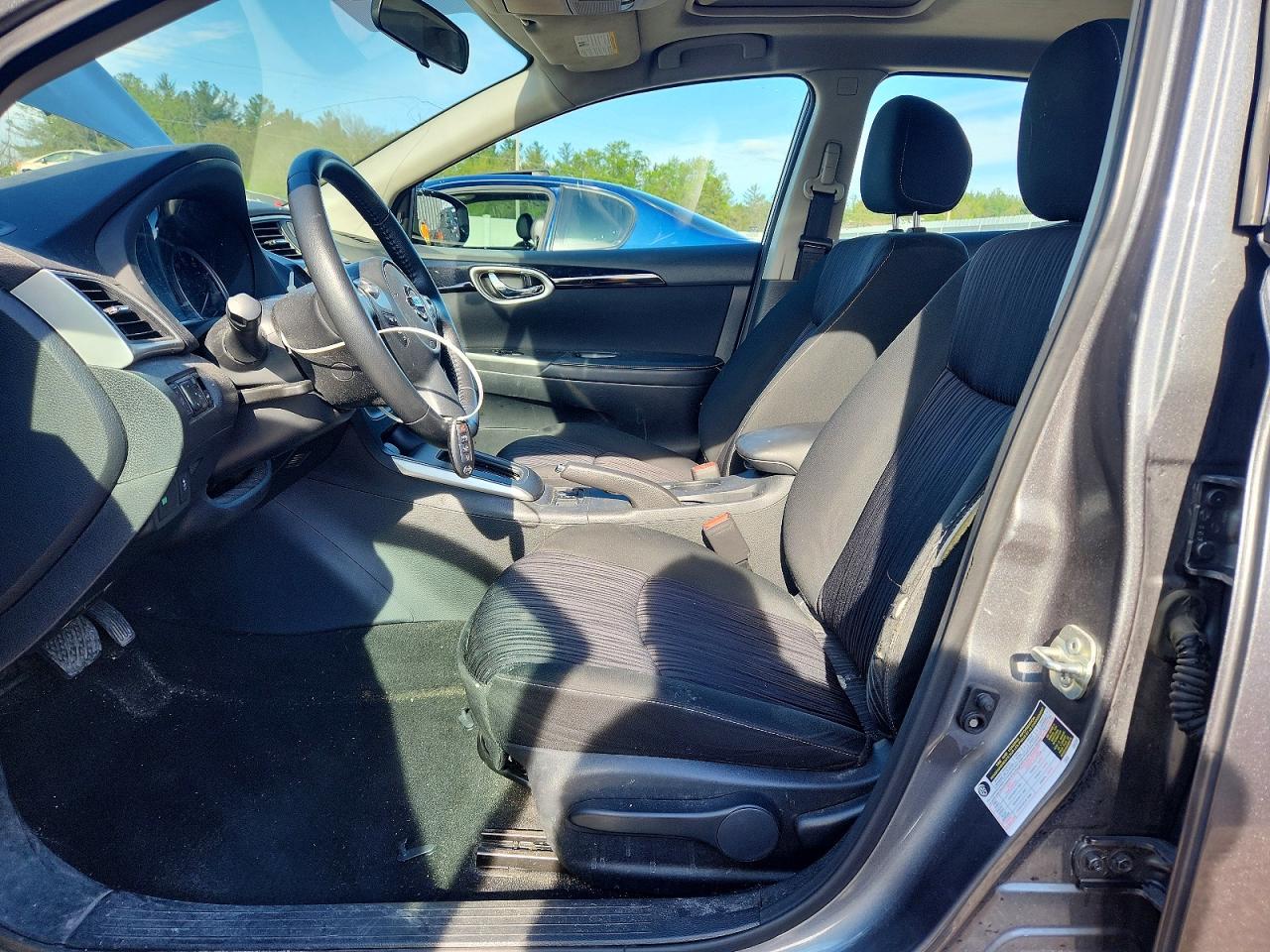 2019 NISSAN SENTRA SV photo 19