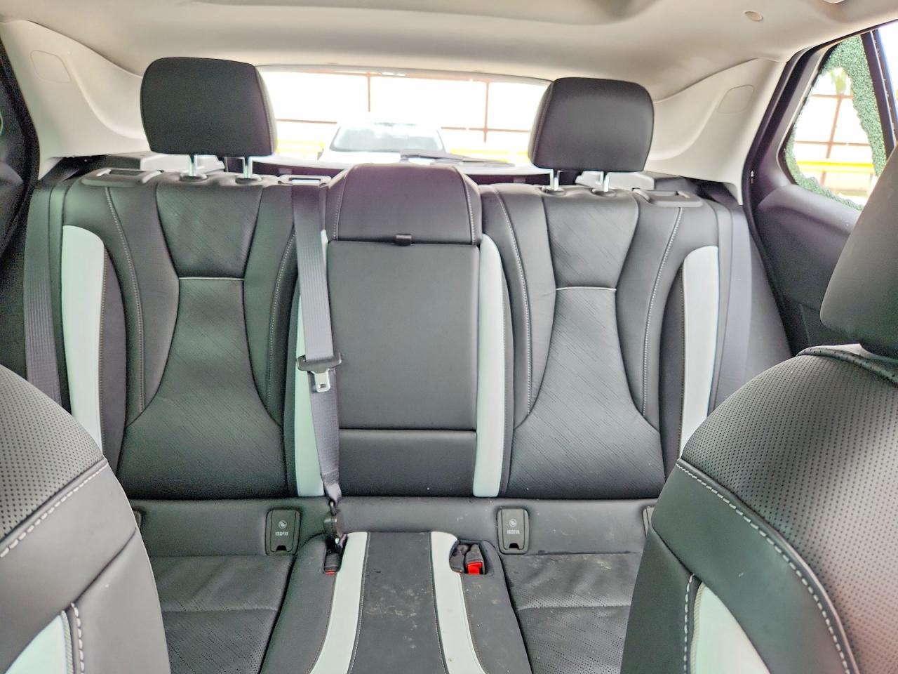 2024 BUICK ENVISION ESSENCE photo 19