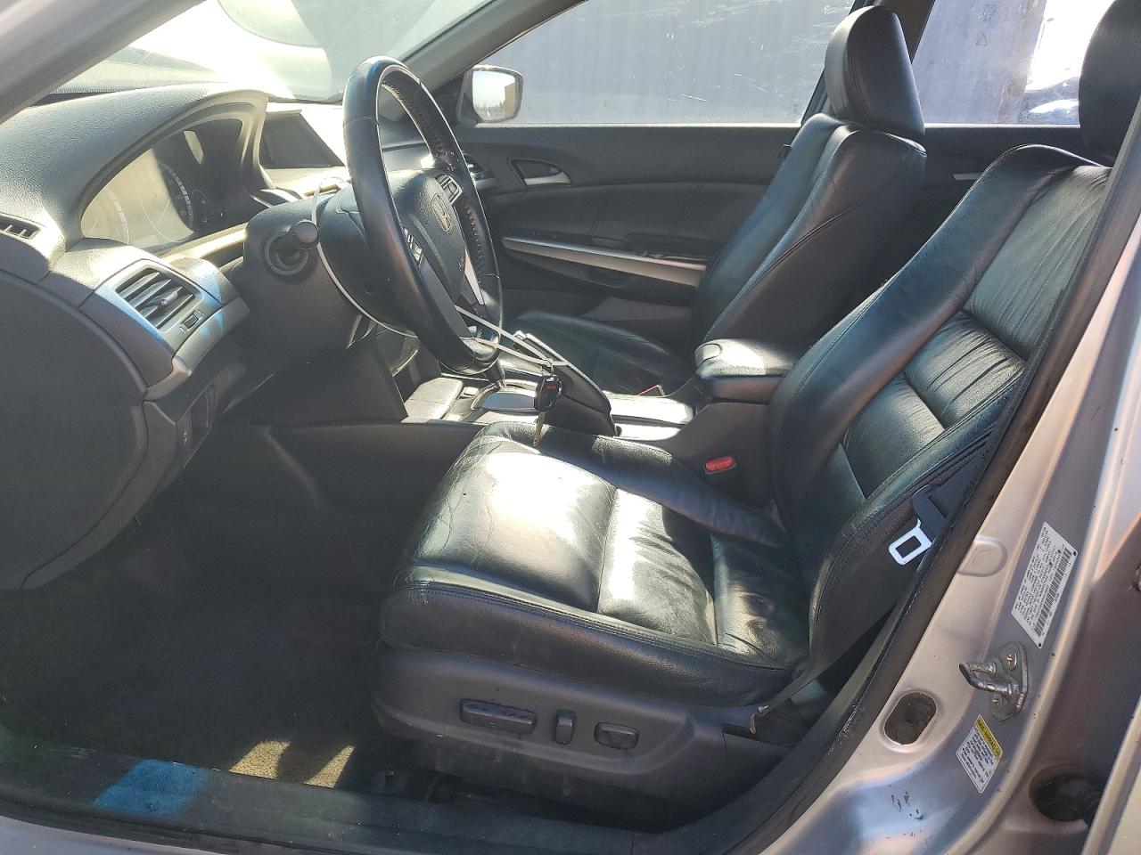 2009 HONDA ACCORD EXL photo 19