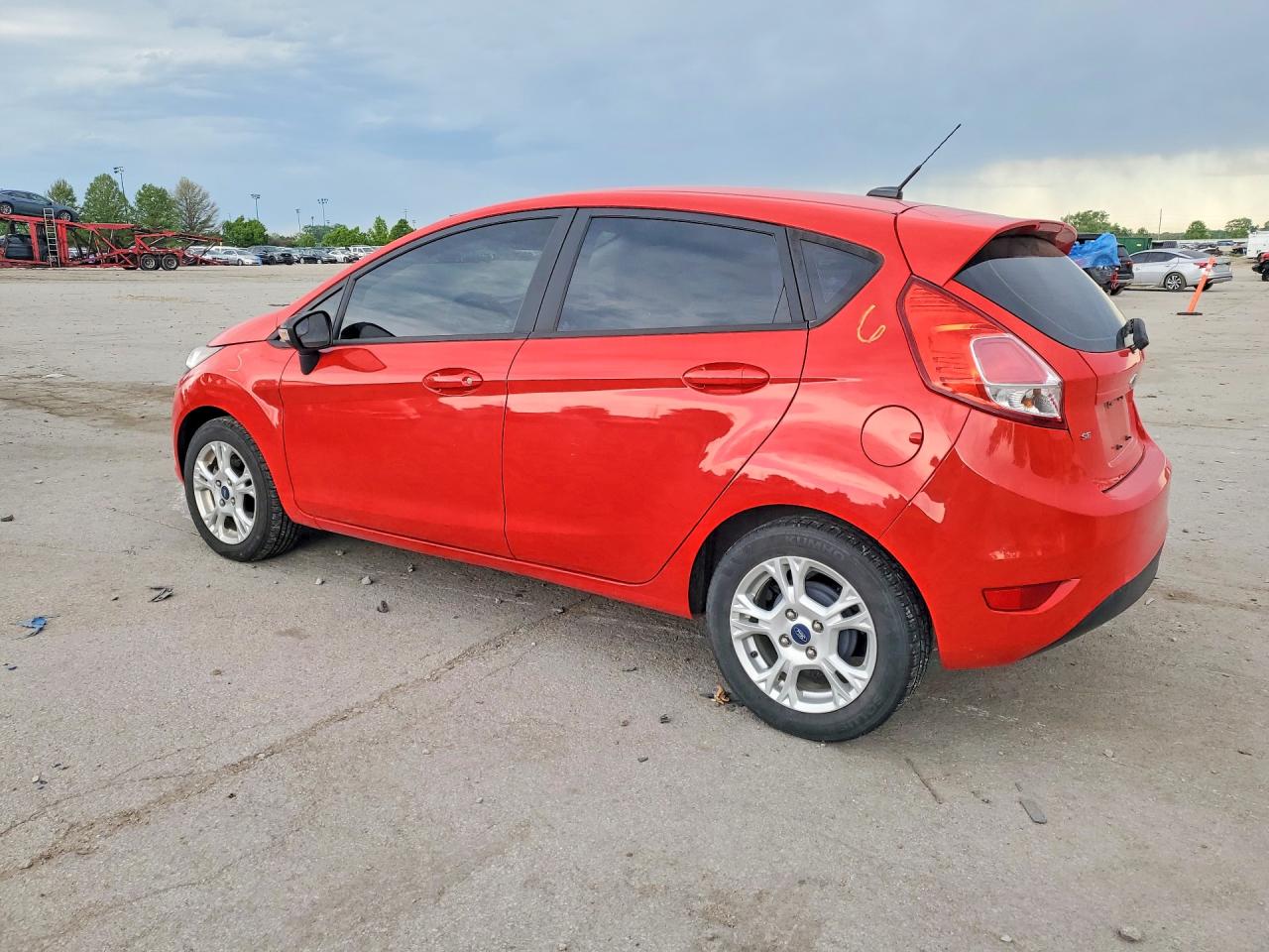 2015 FORD FIESTA SE photo 3