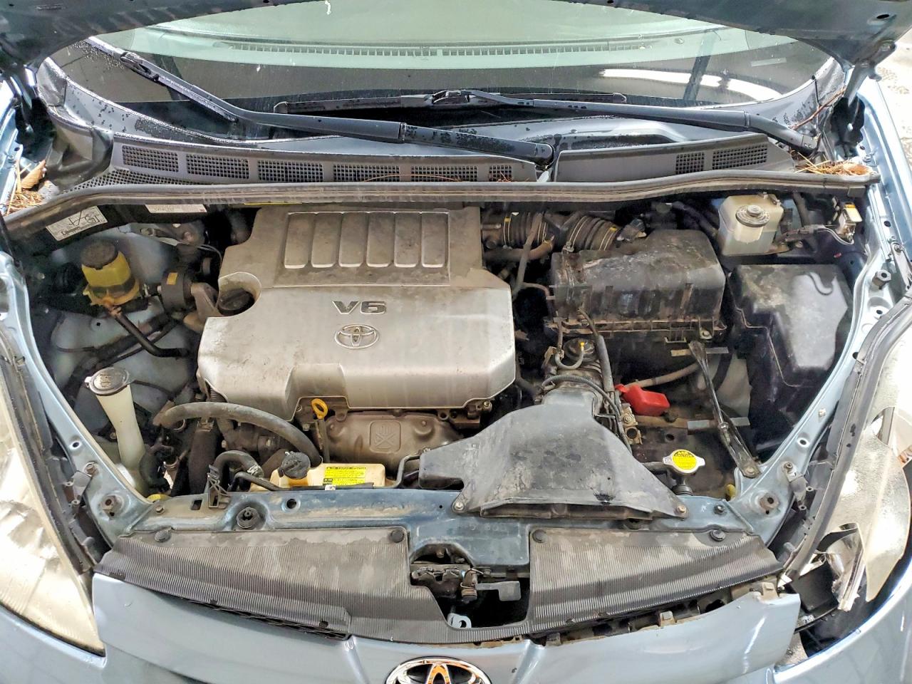 2008 TOYOTA SIENNA XLE photo 23