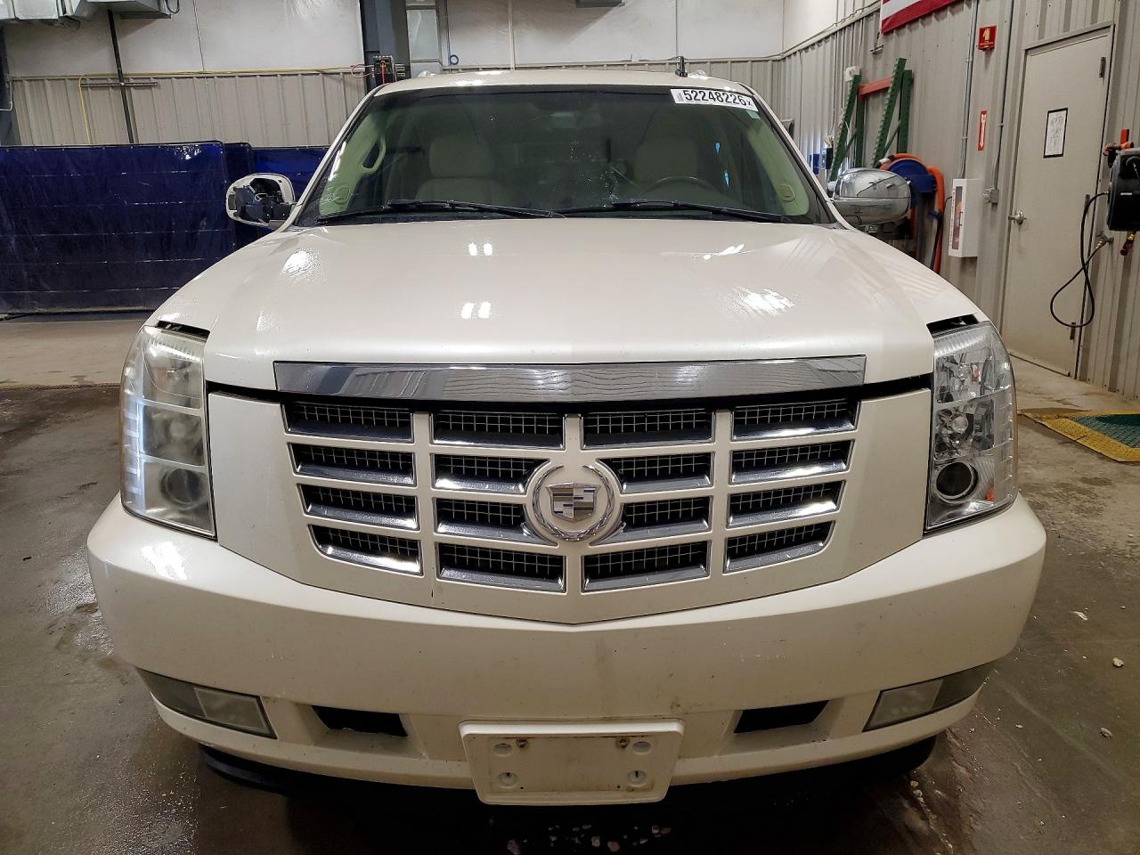 2008 CADILLAC ESCALADE ESV photo 5