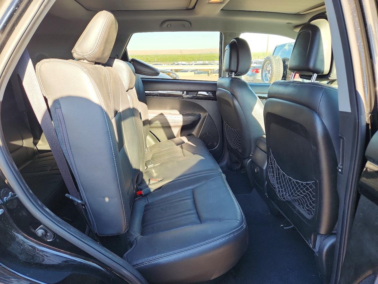 2013 KIA SORENTO SX photo 28