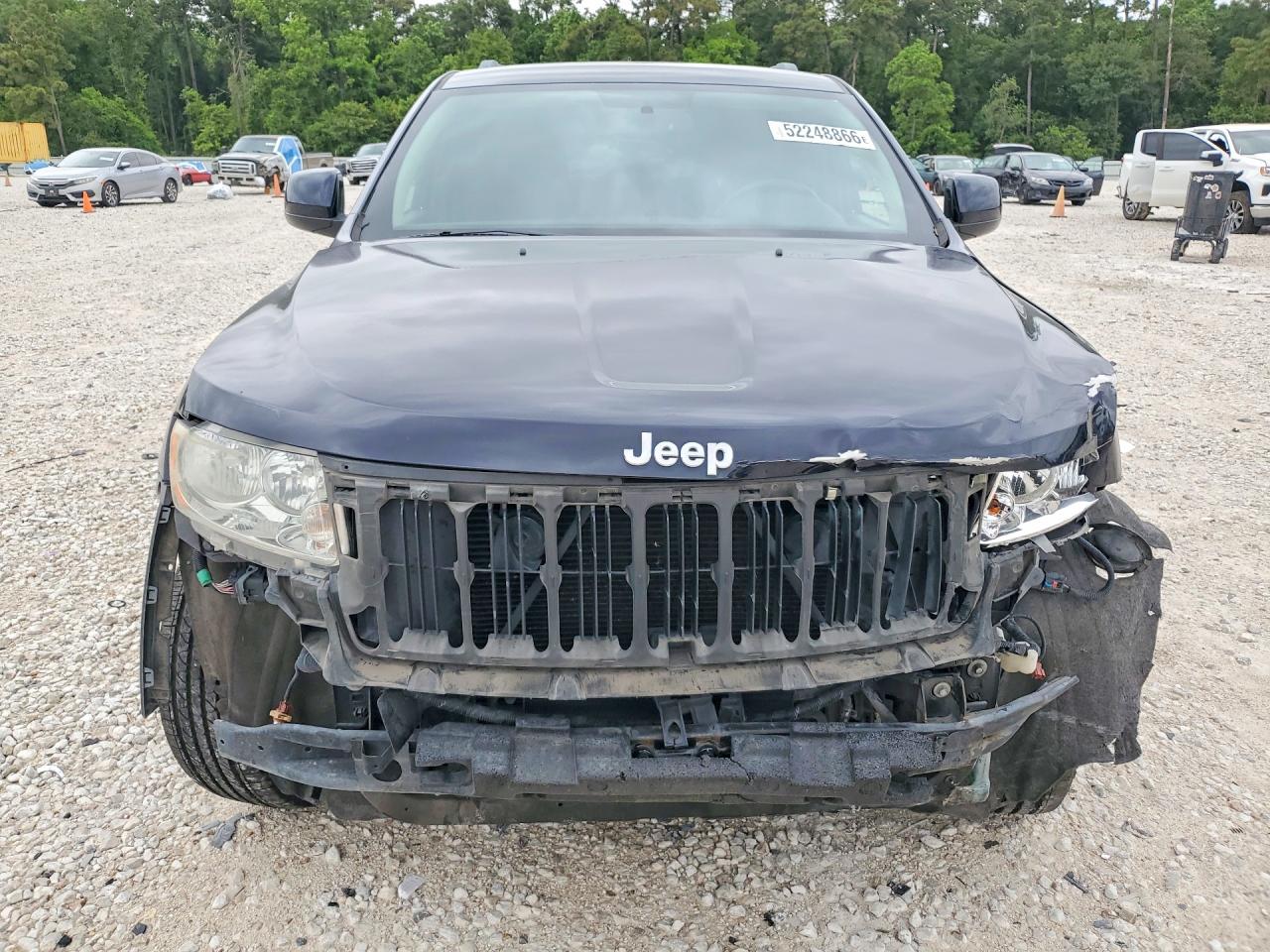 2011 JEEP GRAND CHEROKEE LAREDO photo 9