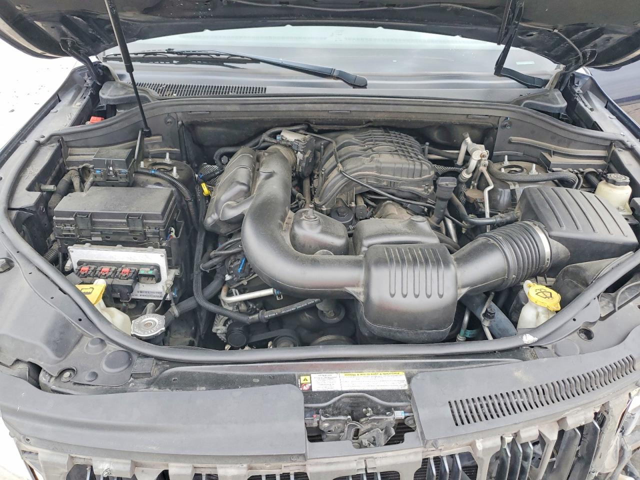 2011 JEEP GRAND CHEROKEE LAREDO photo 23