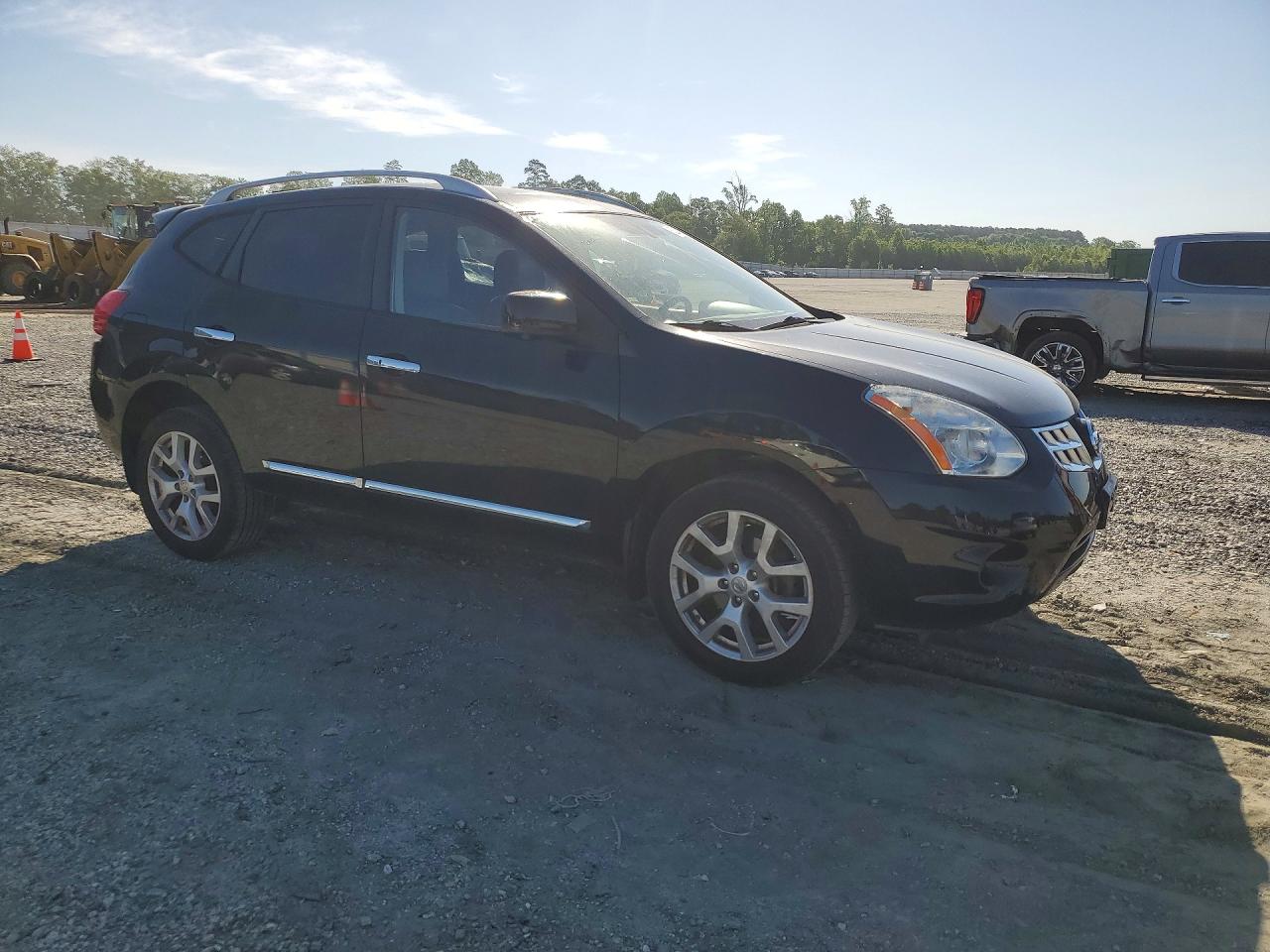 2013 NISSAN ROGUE S photo 10