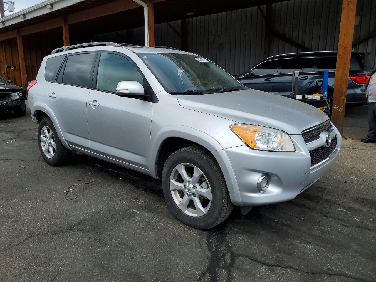 2012 TOYOTA RAV4 LIMITED photo 10