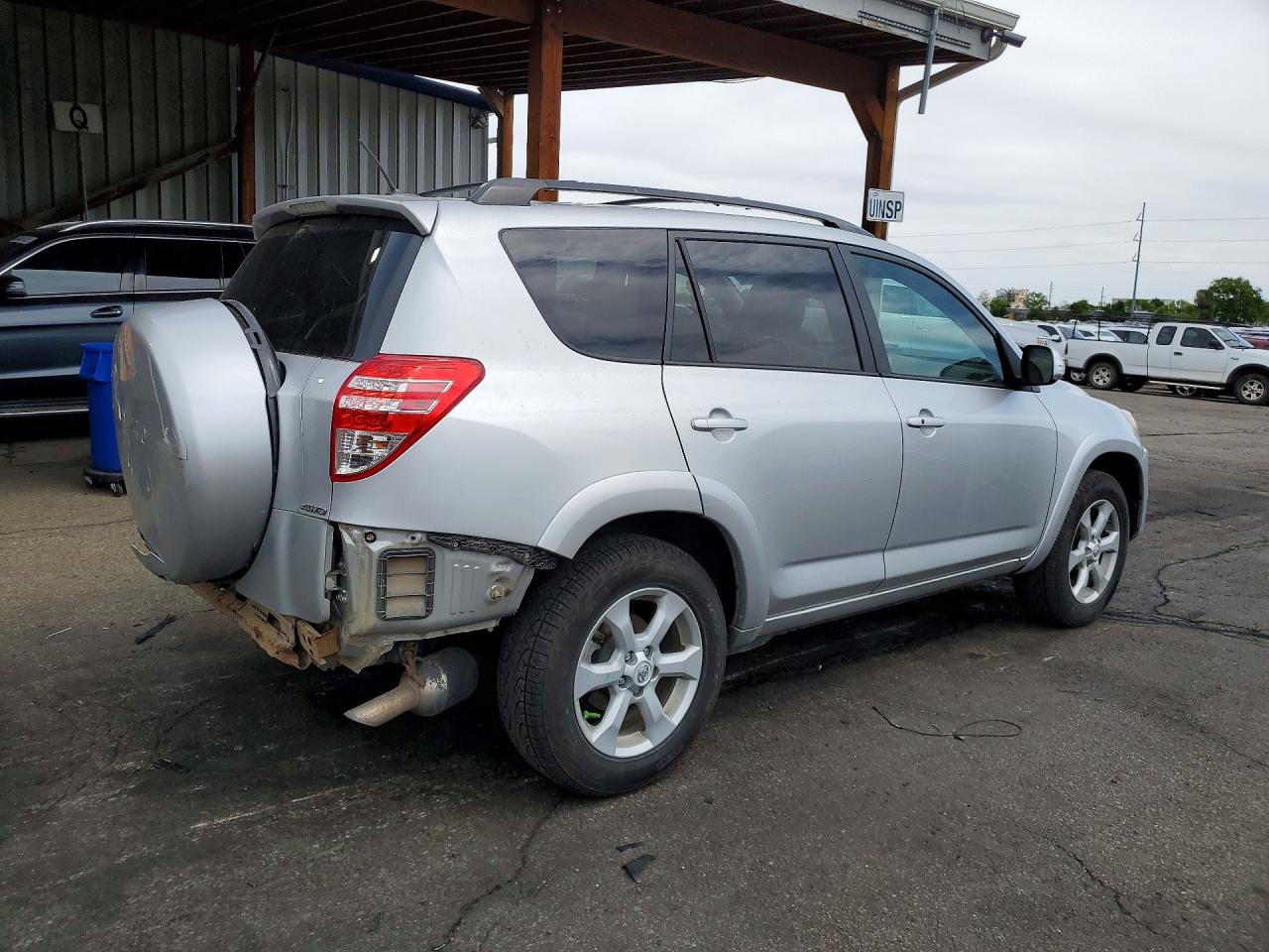 2012 TOYOTA RAV4 LIMITED photo 7