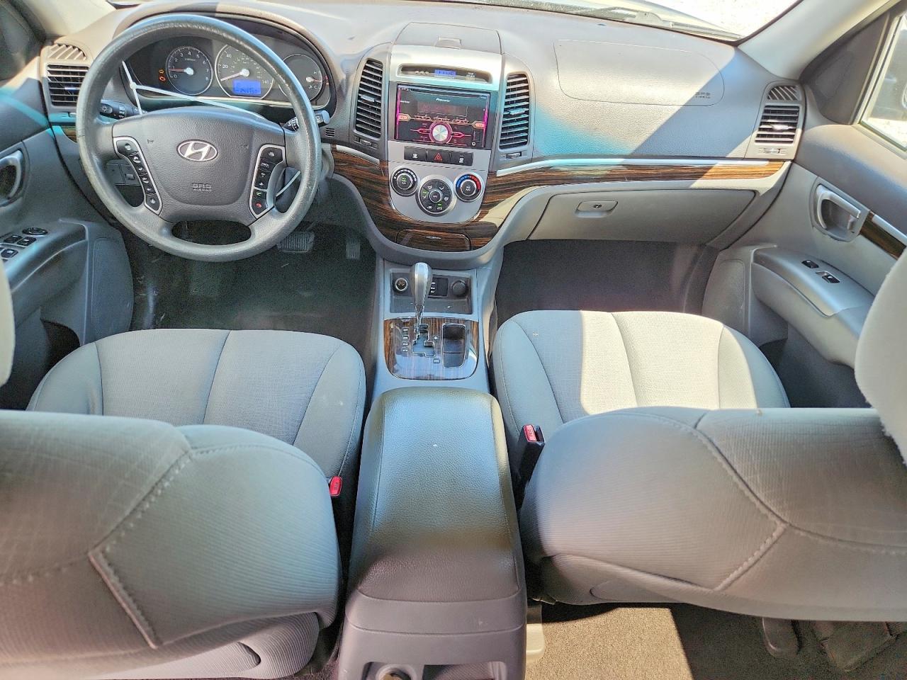 2011 HYUNDAI SANTA FE GLS photo 22