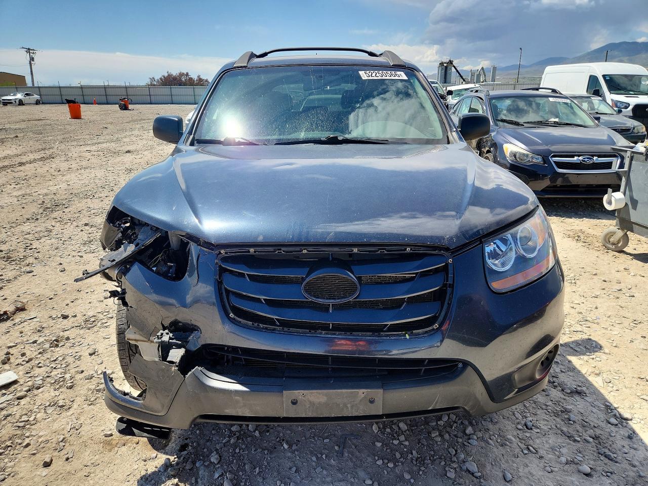 2011 HYUNDAI SANTA FE GLS photo 13