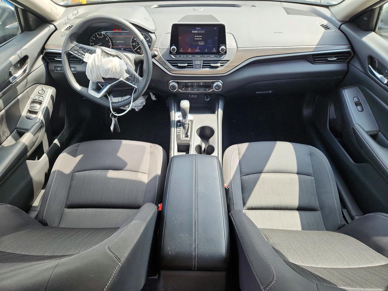 2025 NISSAN ALTIMA SV photo 15
