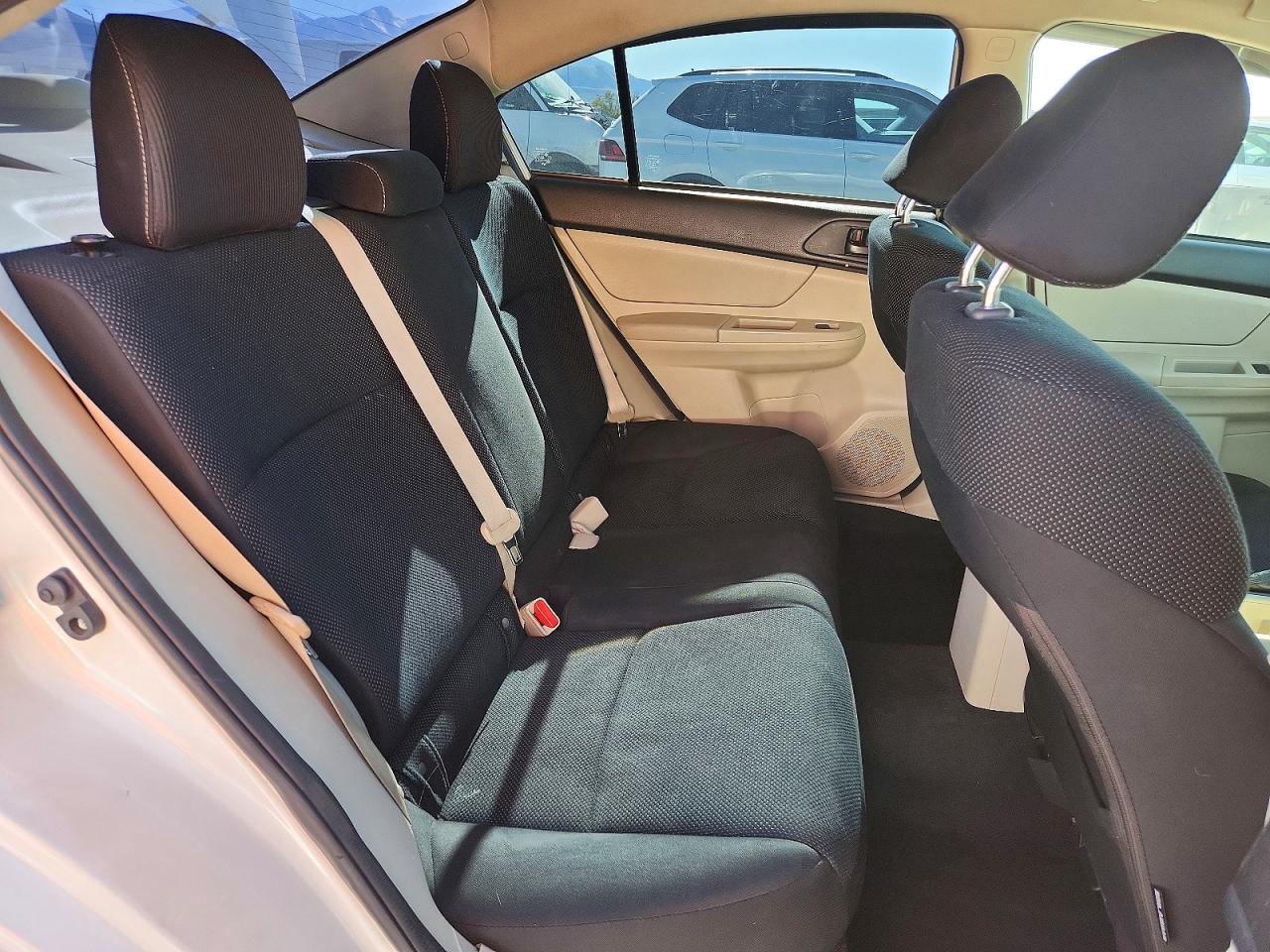 2012 SUBARU IMPREZA photo 19