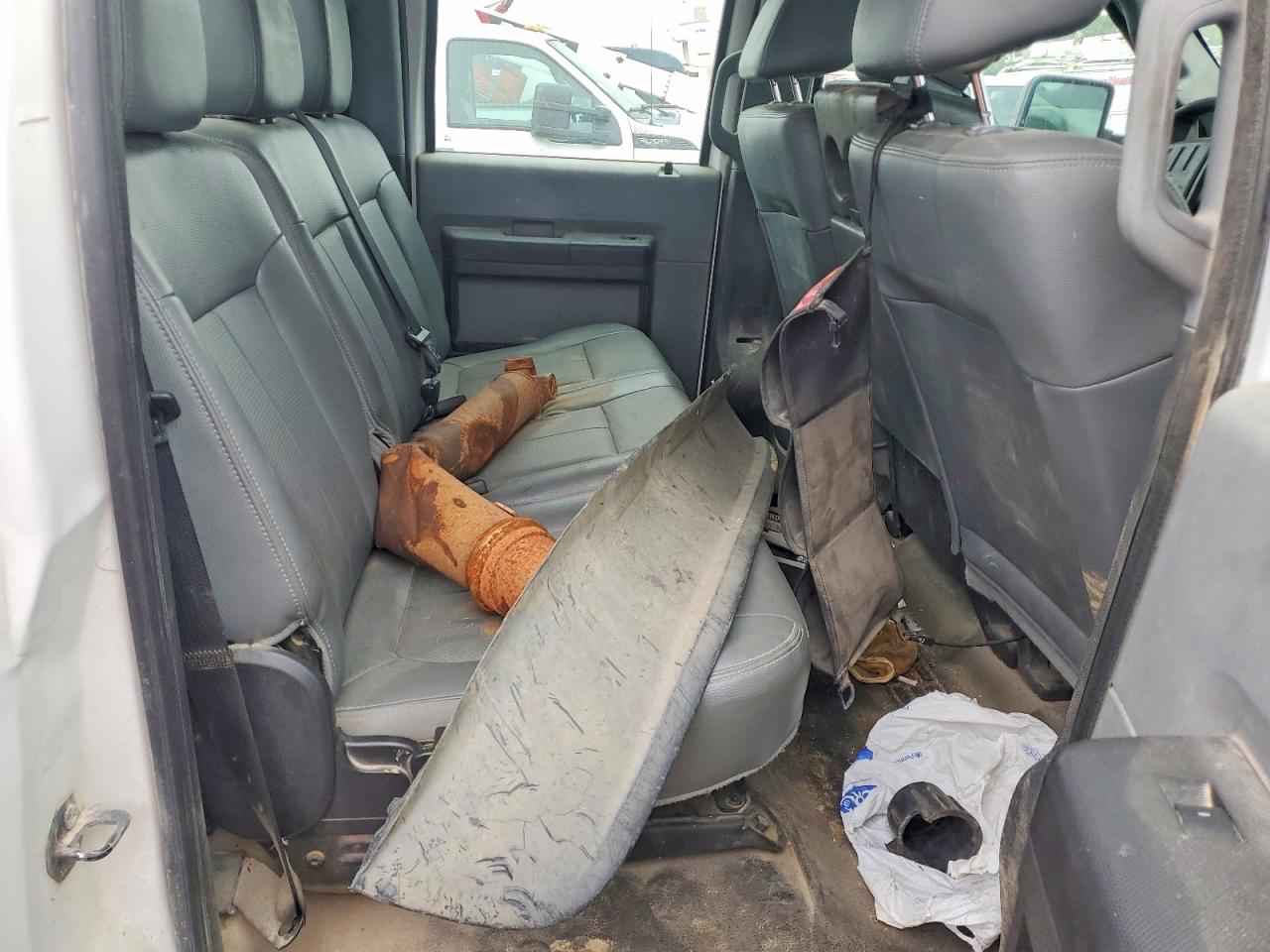 2012 FORD F550 SUPER DUTY photo 28