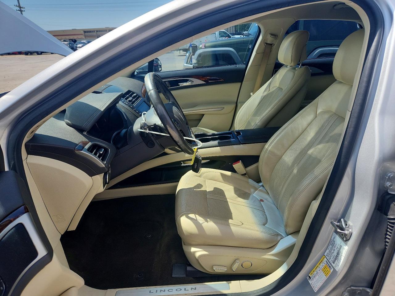 2015 LINCOLN MKZ photo 7