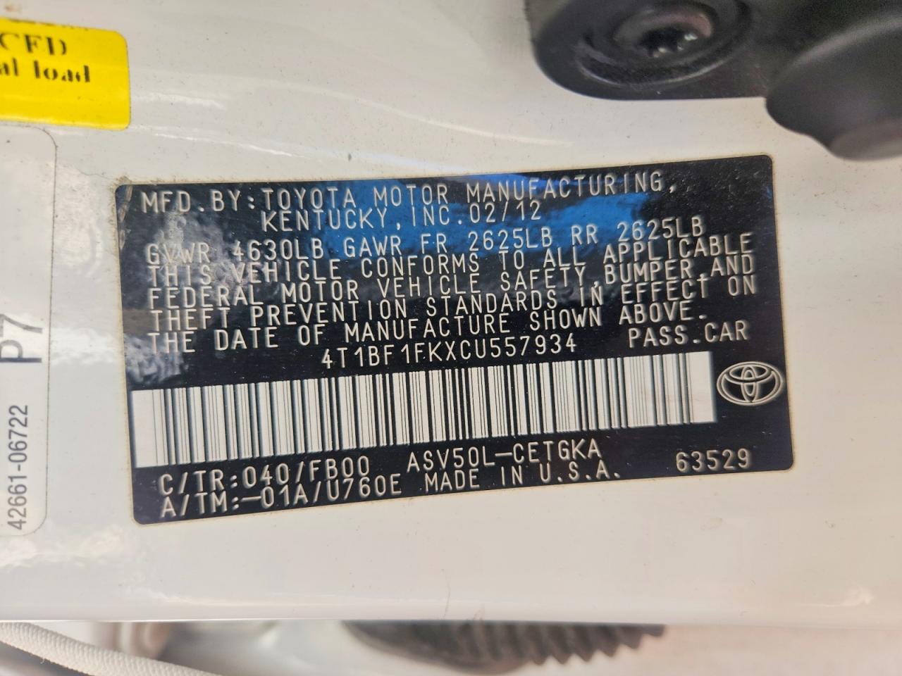 2012 TOYOTA CAMRY XLE photo 23