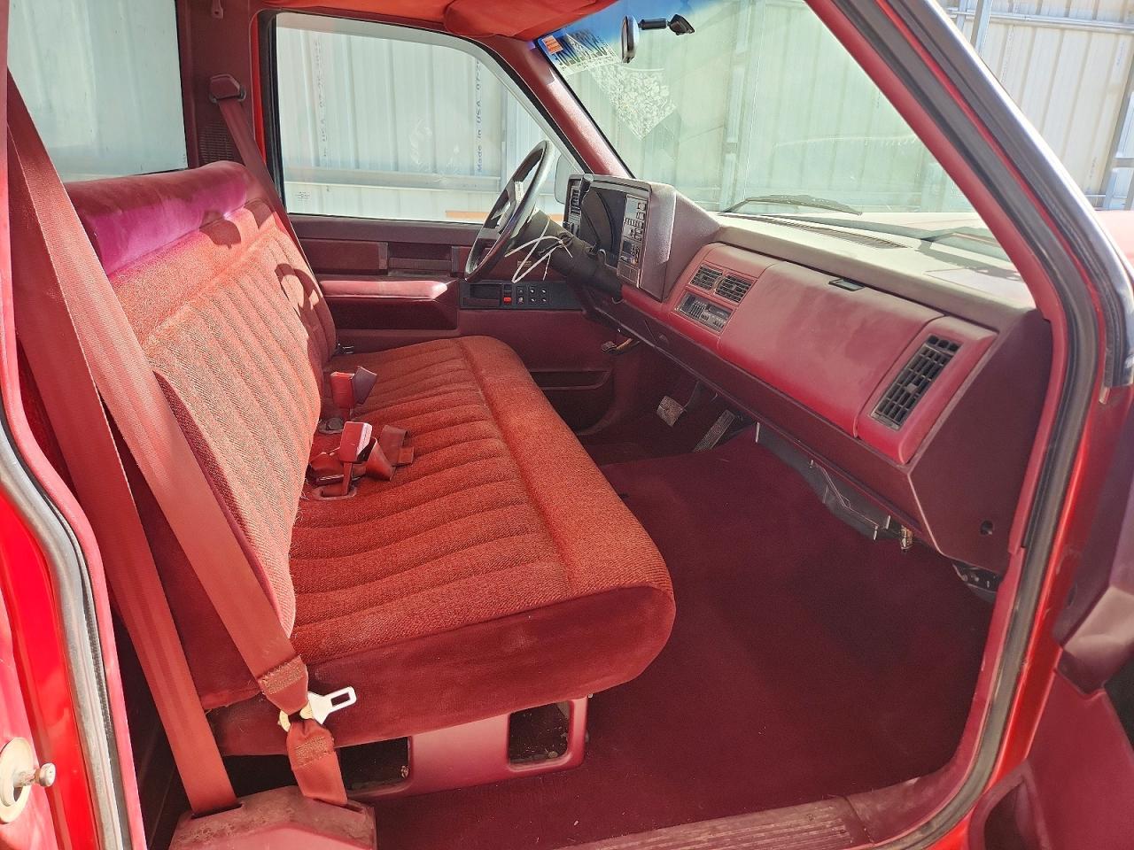 1989 CHEVROLET GMT-400 C1500 photo 19