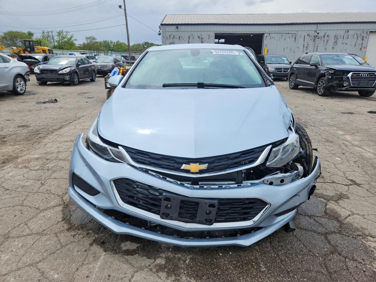2017 CHEVROLET CRUZE LT photo 5