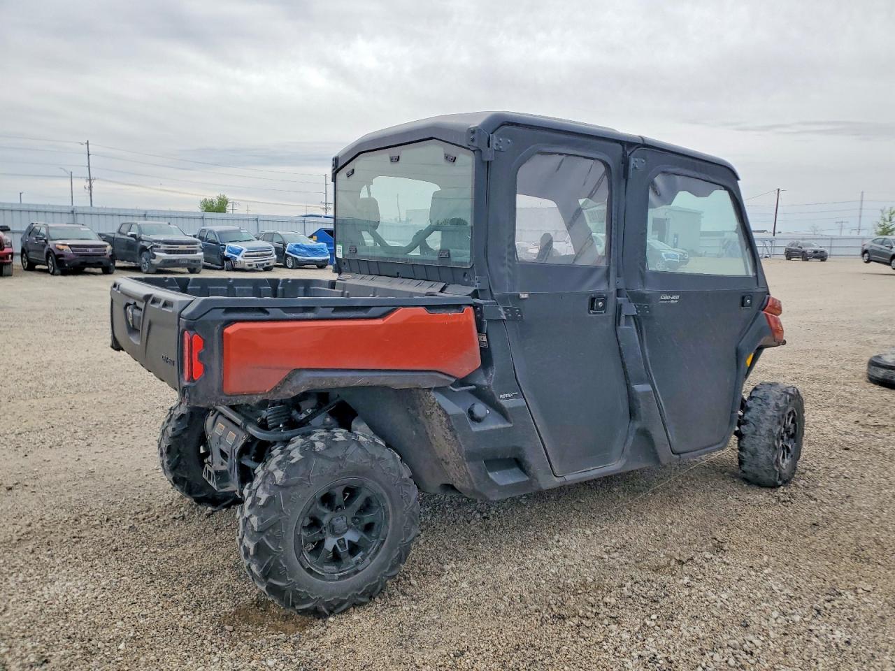 2022 CAN-AM DEFENDER UTILITY VEHICLE photo 4