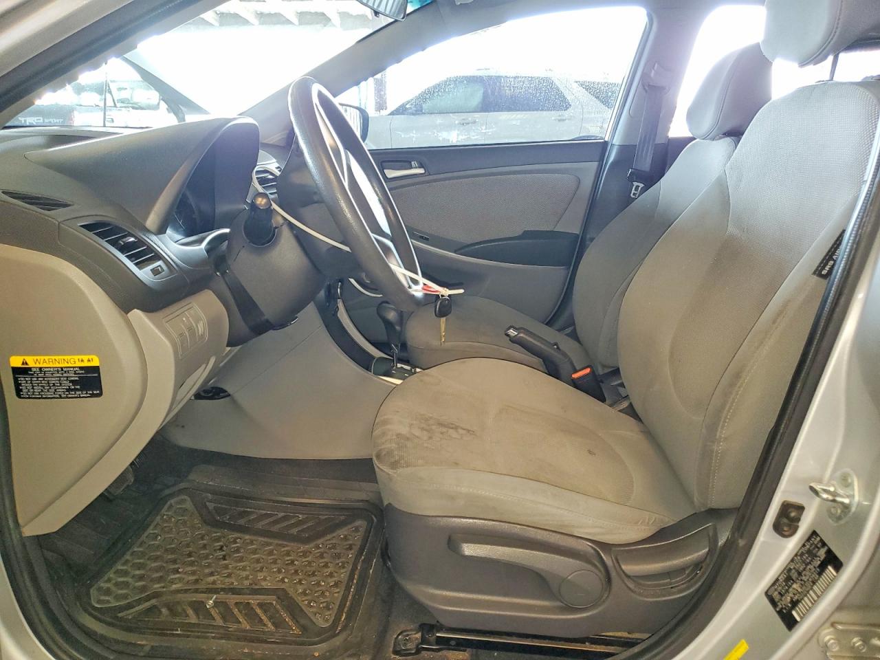 2014 HYUNDAI ACCENT GLS photo 13
