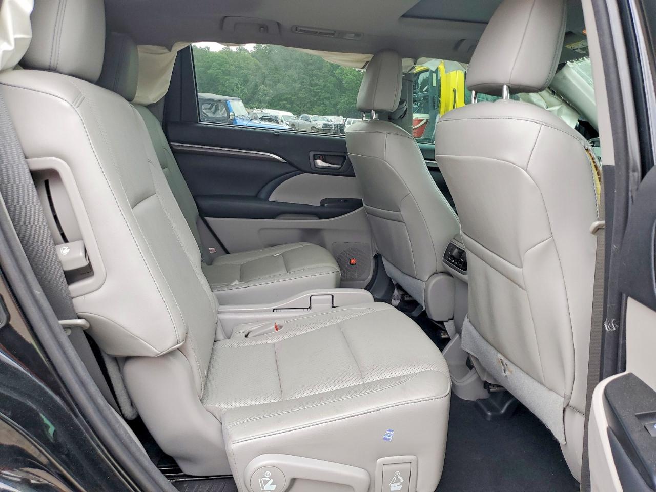 2016 TOYOTA HIGHLANDER LIMITED photo 21