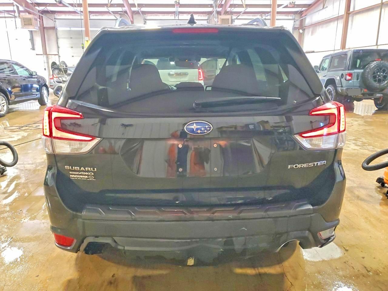 2019 SUBARU FORESTER PREMIUM photo 11