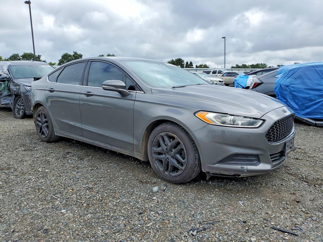 2014 FORD FUSION SE photo 7