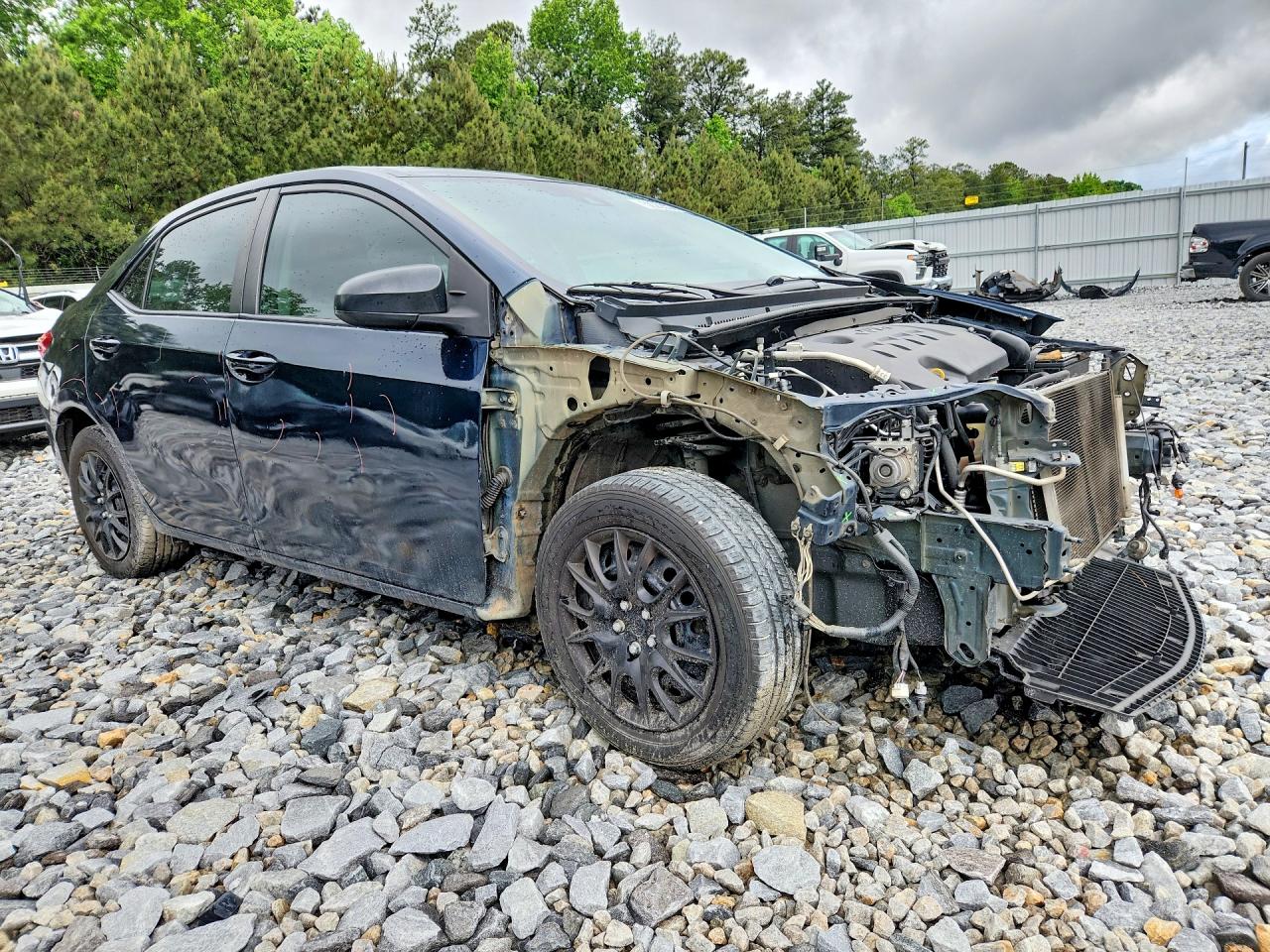 2019 TOYOTA COROLLA LE photo 10