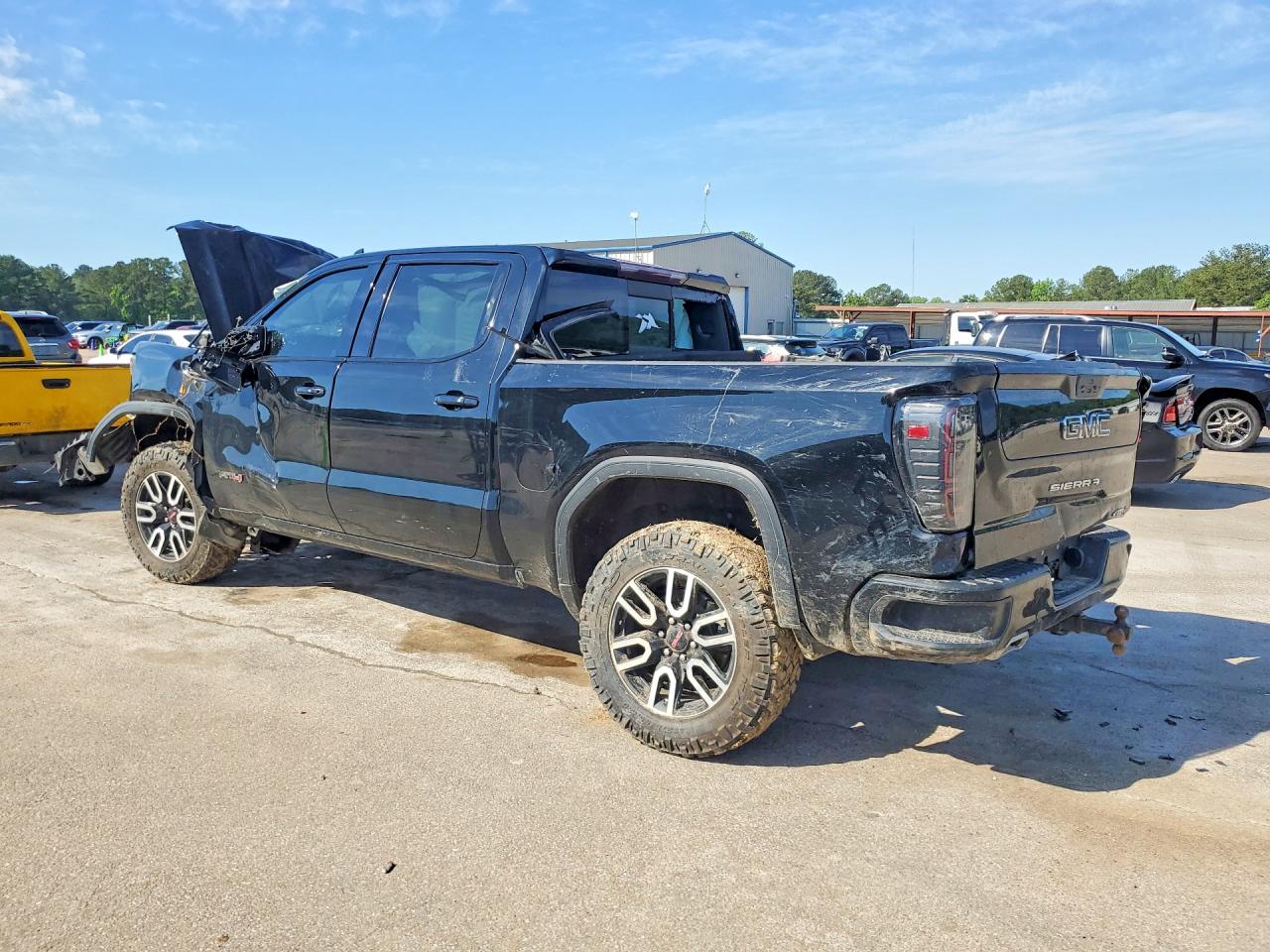 2021 GMC SIERRA K1500 AT4 photo 2