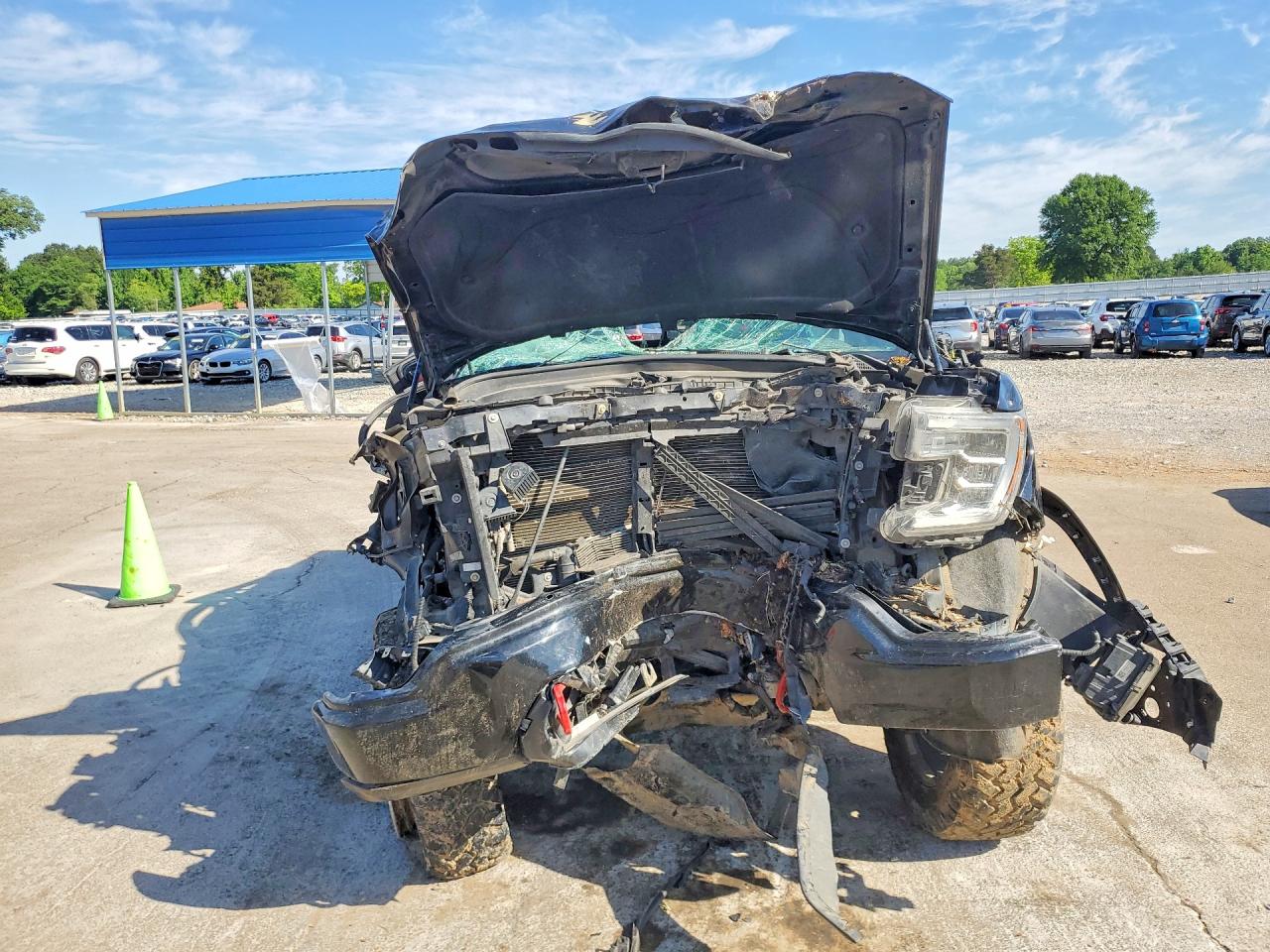 2021 GMC SIERRA K1500 AT4 photo 5