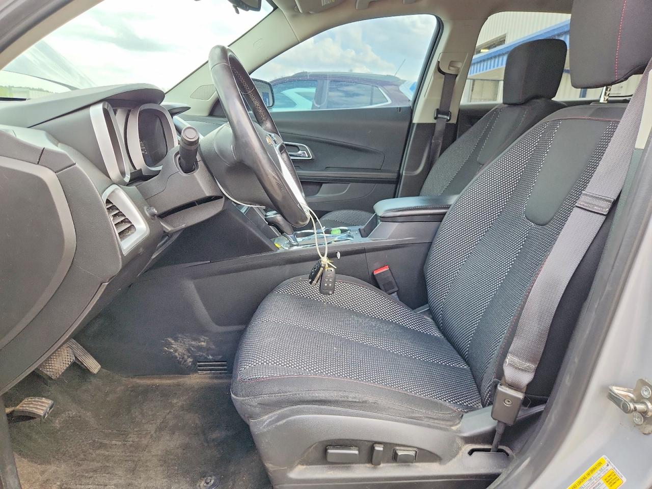 2017 CHEVROLET EQUINOX LT photo 13