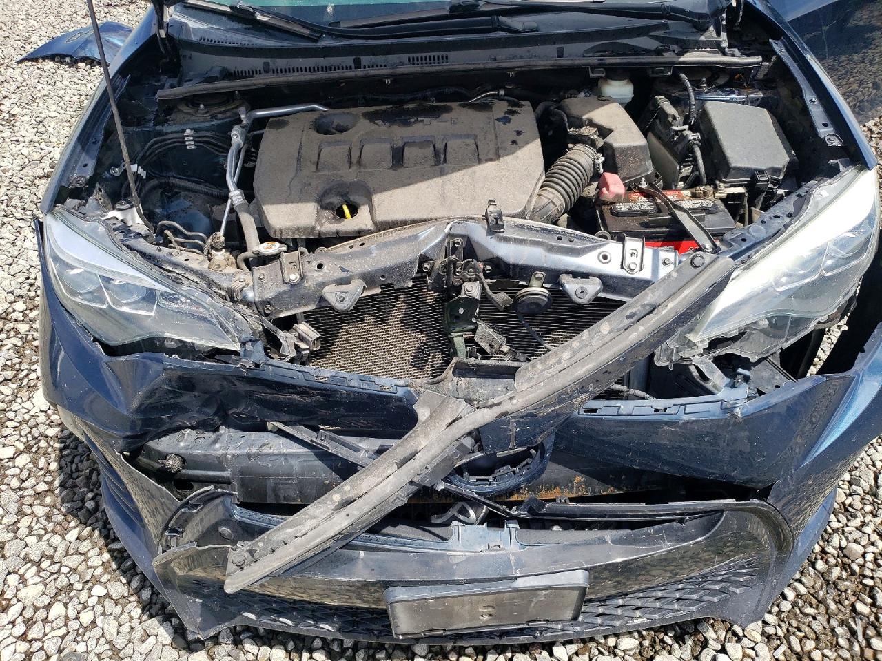 2018 TOYOTA COROLLA SE photo 11