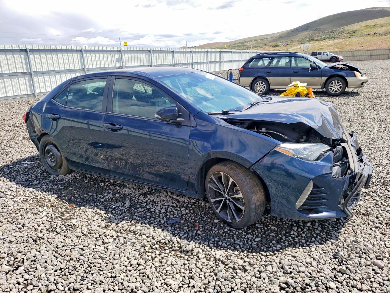 2018 TOYOTA COROLLA SE photo 4