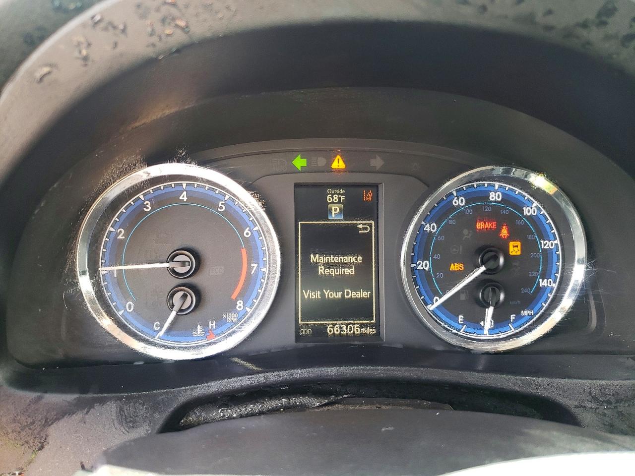 2018 TOYOTA COROLLA SE photo 9