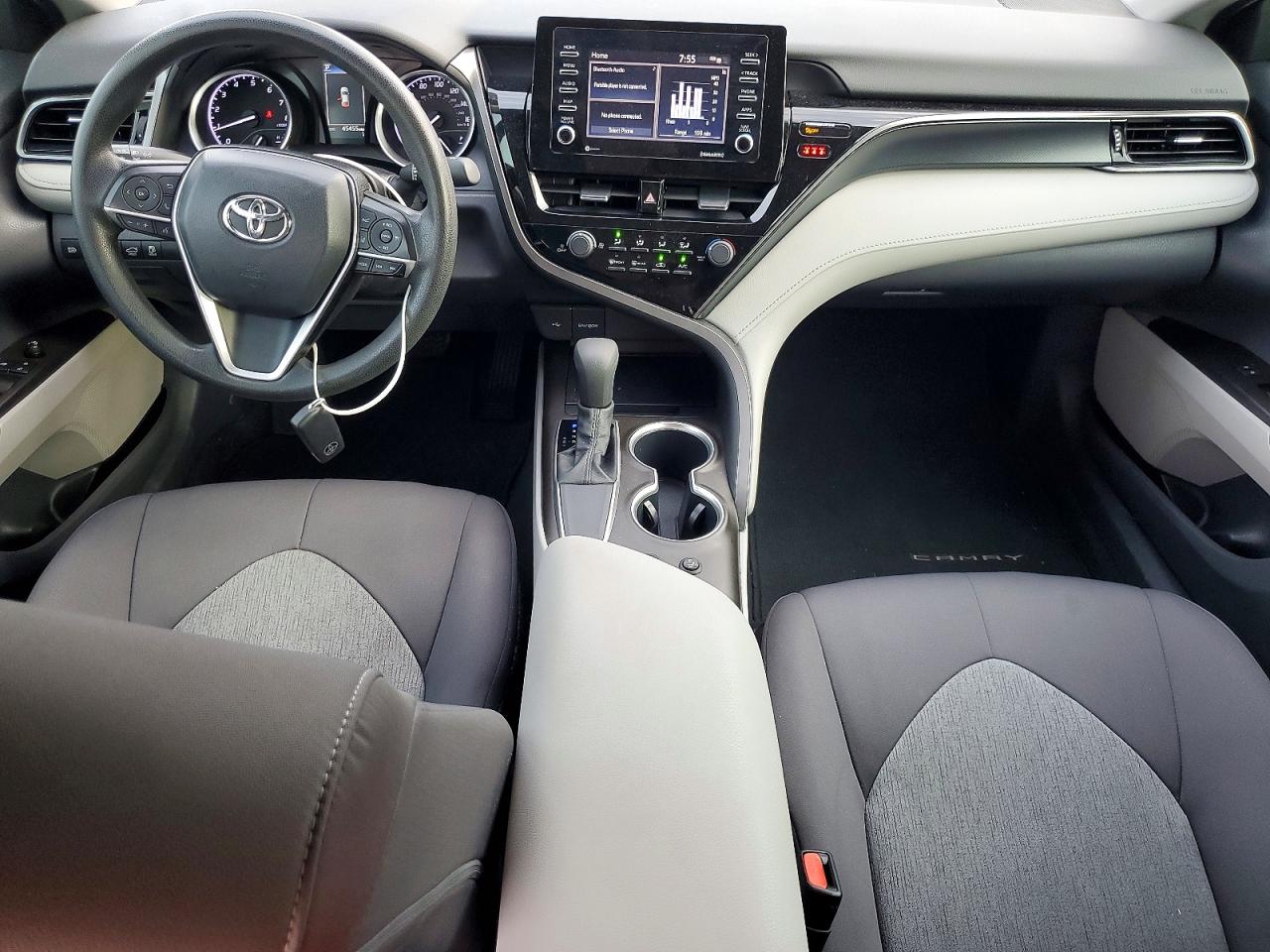 2021 TOYOTA CAMRY LE photo 15
