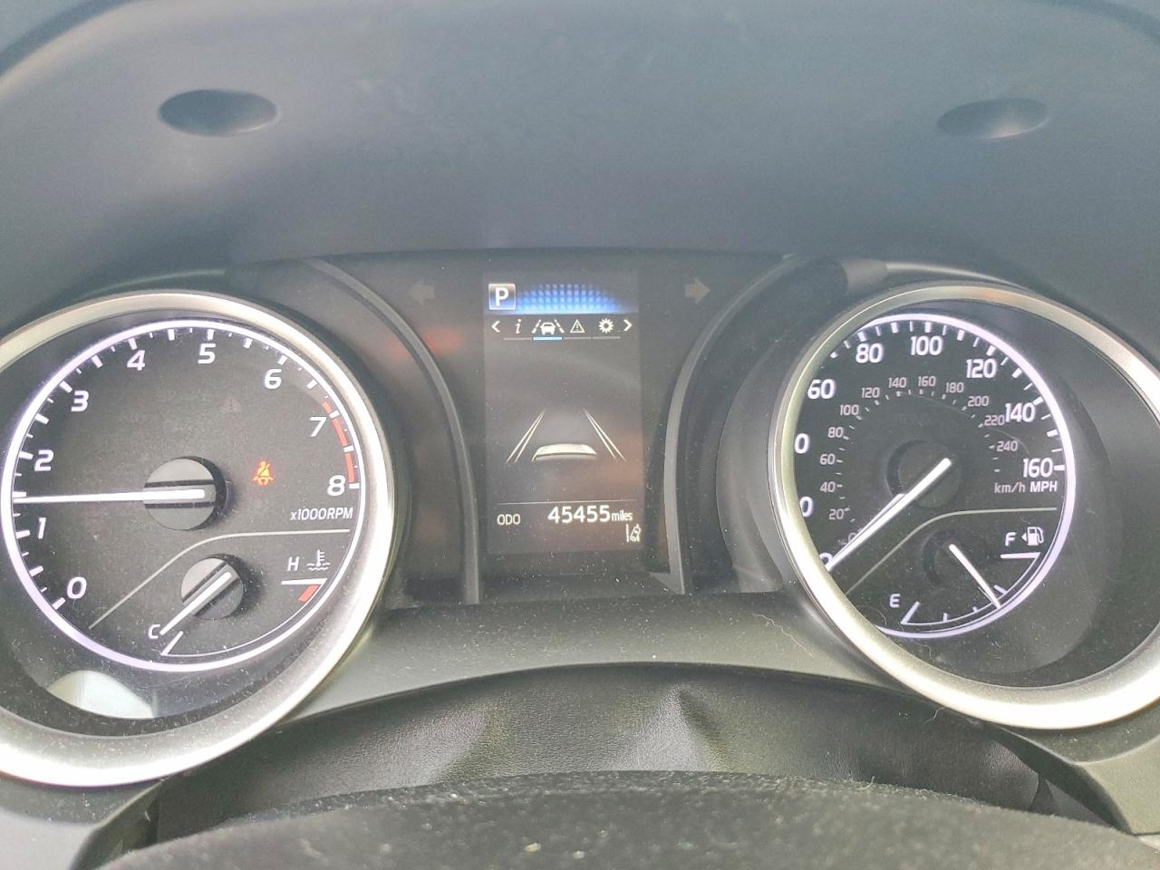 2021 TOYOTA CAMRY LE photo 17