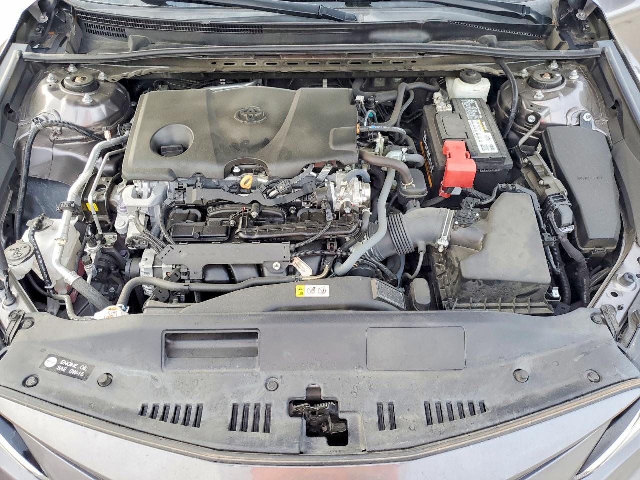 2021 TOYOTA CAMRY LE photo 21