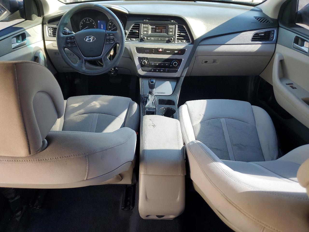 2017 HYUNDAI SONATA SE photo 15