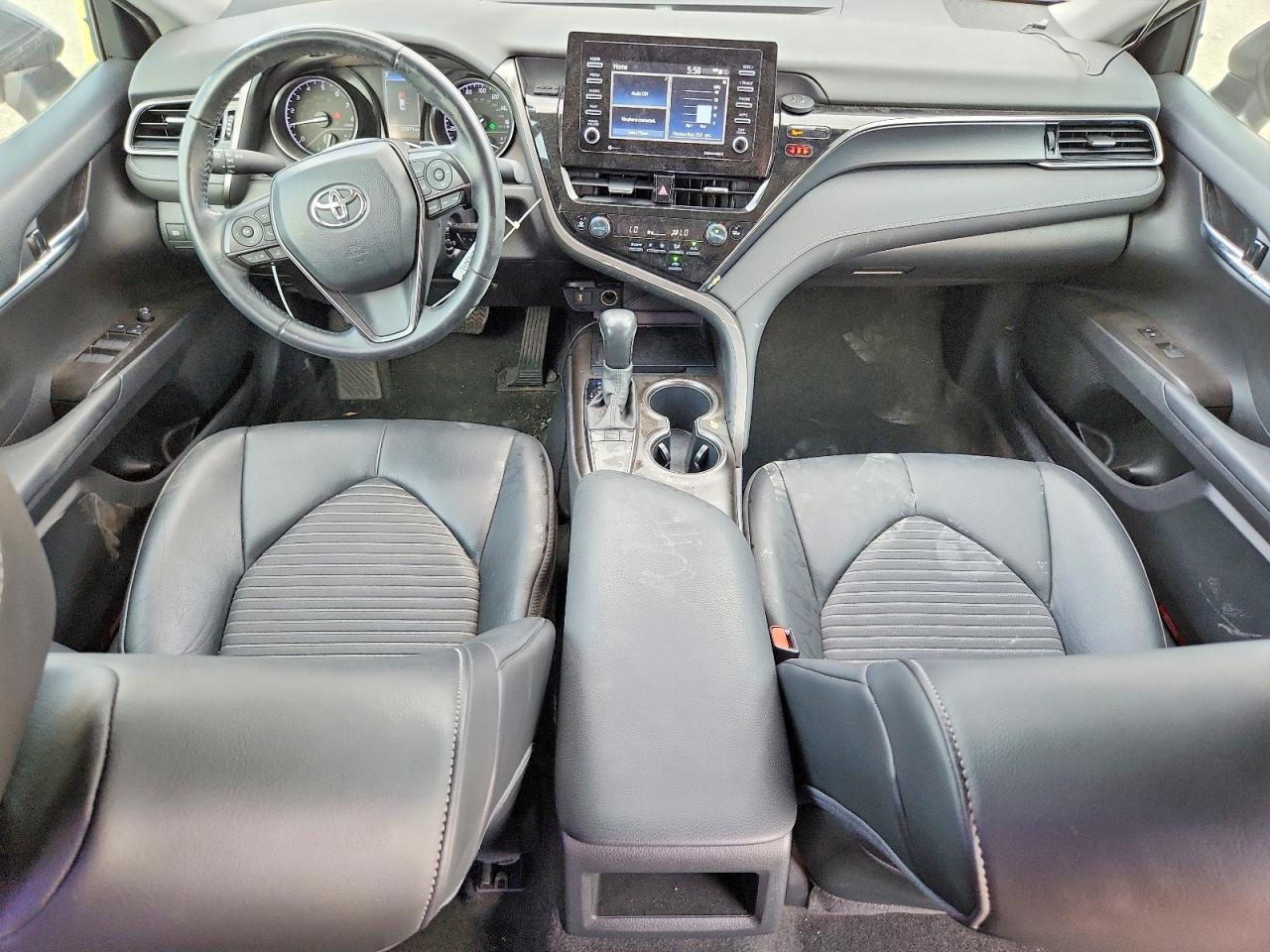 2022 TOYOTA CAMRY SE photo 22