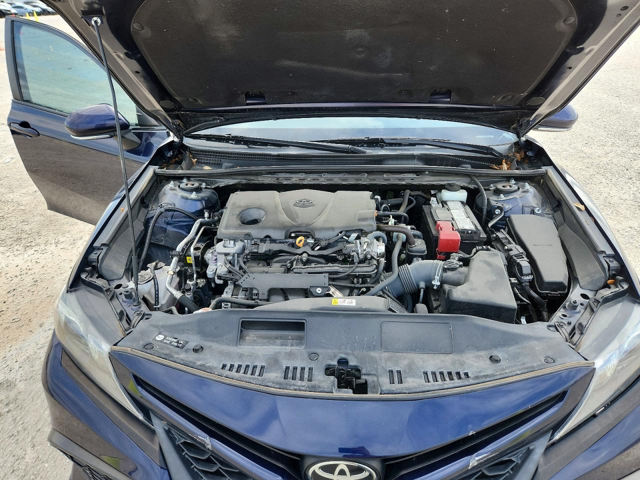 2022 TOYOTA CAMRY SE photo 31
