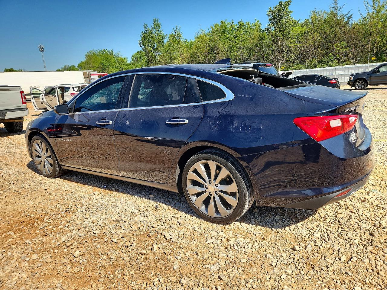 2016 CHEVROLET MALIBU PREMIER photo 3